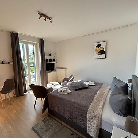 Einraumapartment Im Erdgeschoss Mit Seeblick Rheinsberg Exterior photo